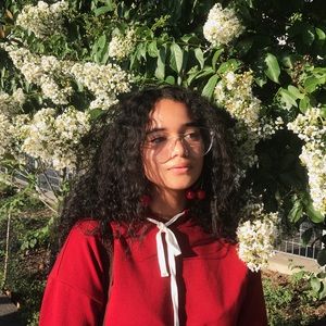 Meet your Posher, Ada